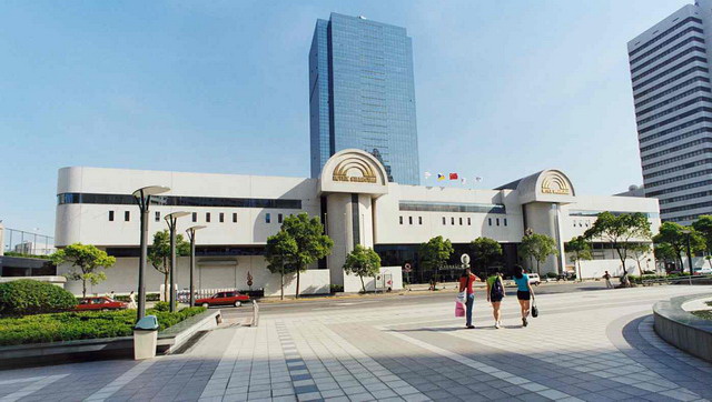 Shanghai International Exhibition Center  (INTEX)