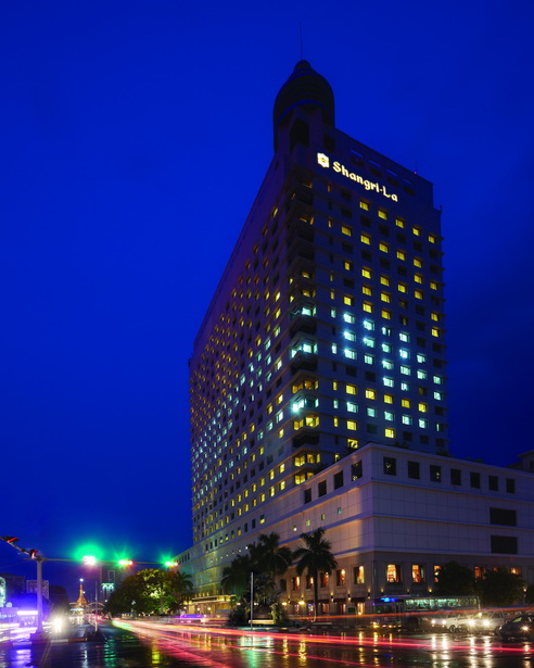 Sule Shangri-La, Yangon