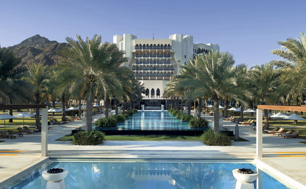 Al Bustan Palace, a Ritz-Carlton Hotel