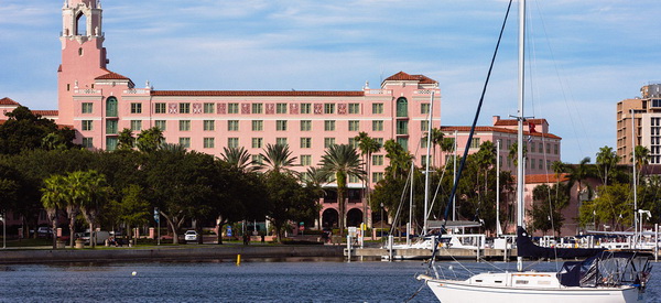 The Vinoy Renaissance St. Petersburg Resort & Golf Club