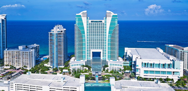 Diplomat Beach Resort