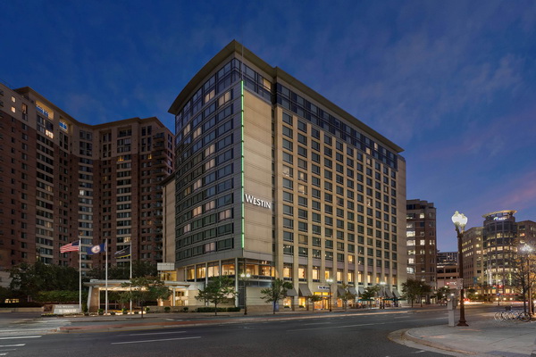 The Westin Arlington Gateway