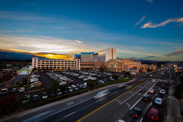 Peppermill Reno Resort Hotel