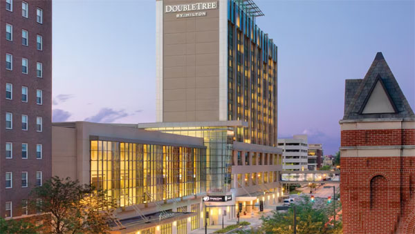 DoubleTree by Hilton Hotel Cedar Rapids Convention Complex