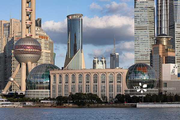 Shanghai International Convention Center (SICC)