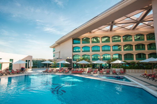 Movenpick Grand Al Bustan Dubai